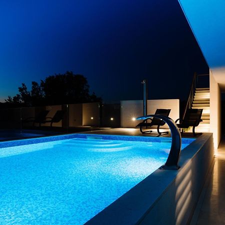 Lena Luxury Apartments 扎达尔 外观 照片