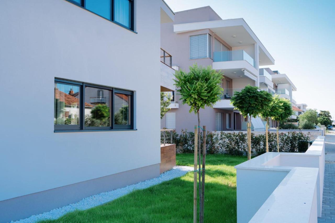 Lena Luxury Apartments 扎达尔 外观 照片