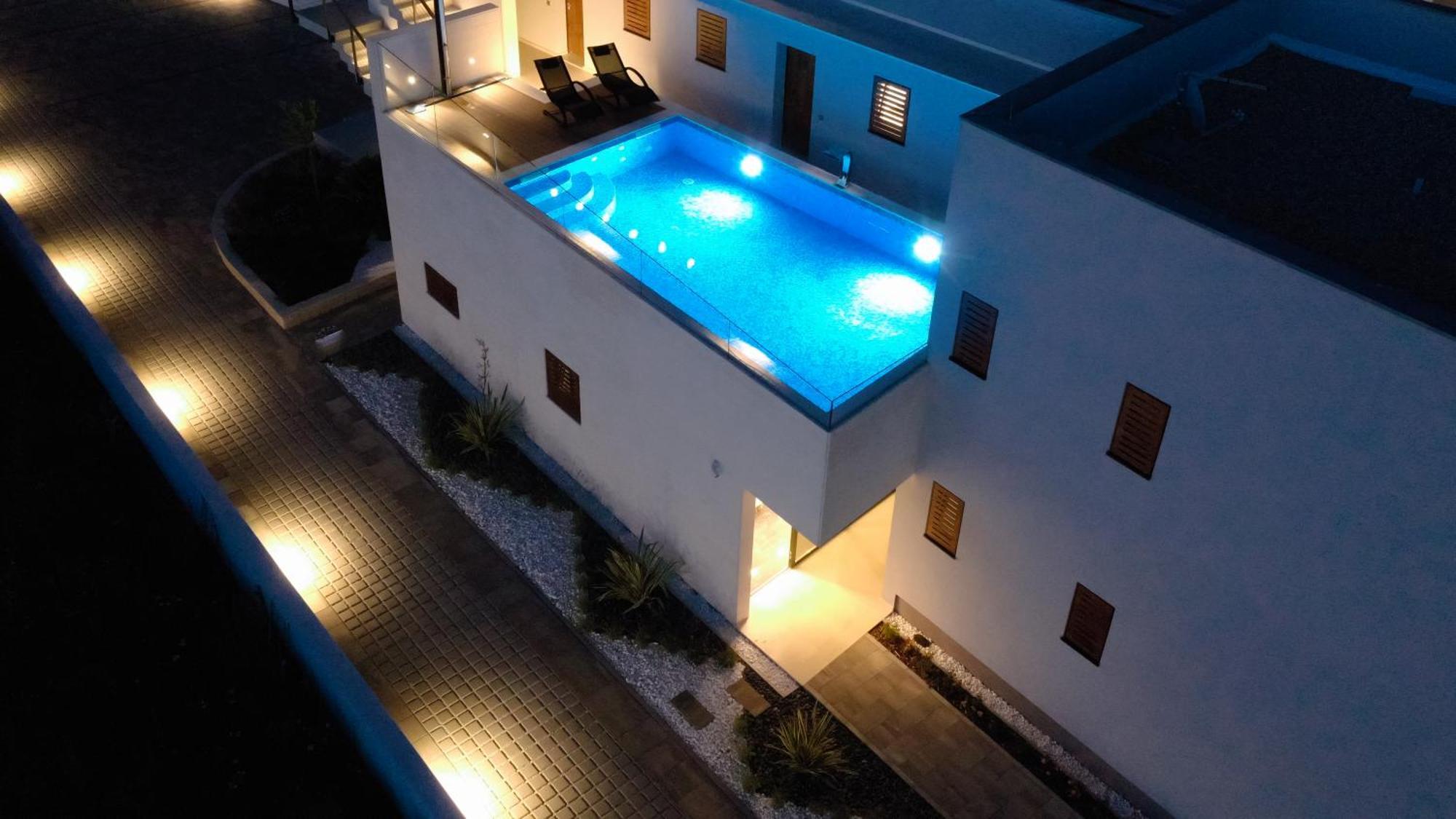 Lena Luxury Apartments 扎达尔 外观 照片