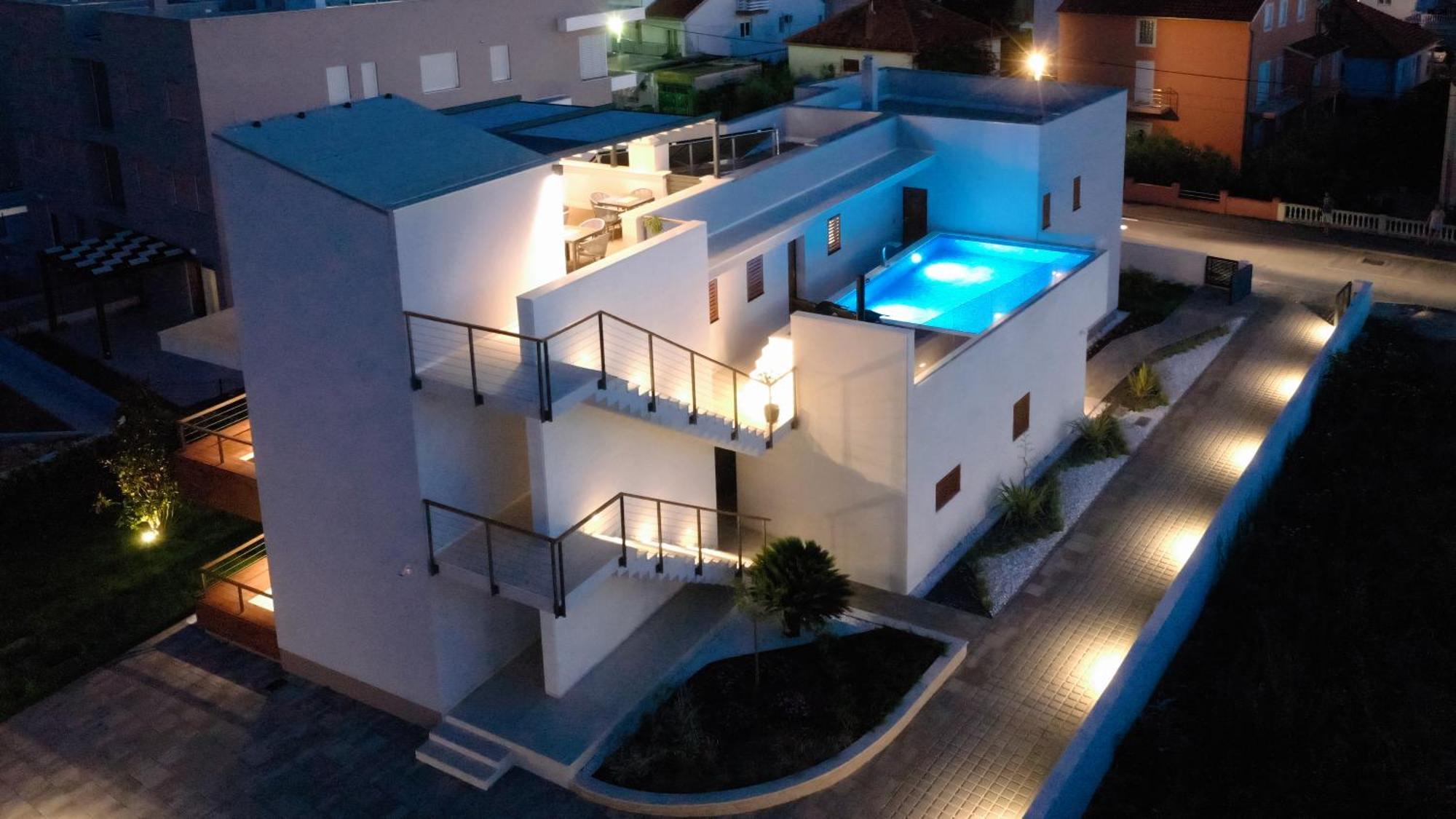 Lena Luxury Apartments 扎达尔 外观 照片