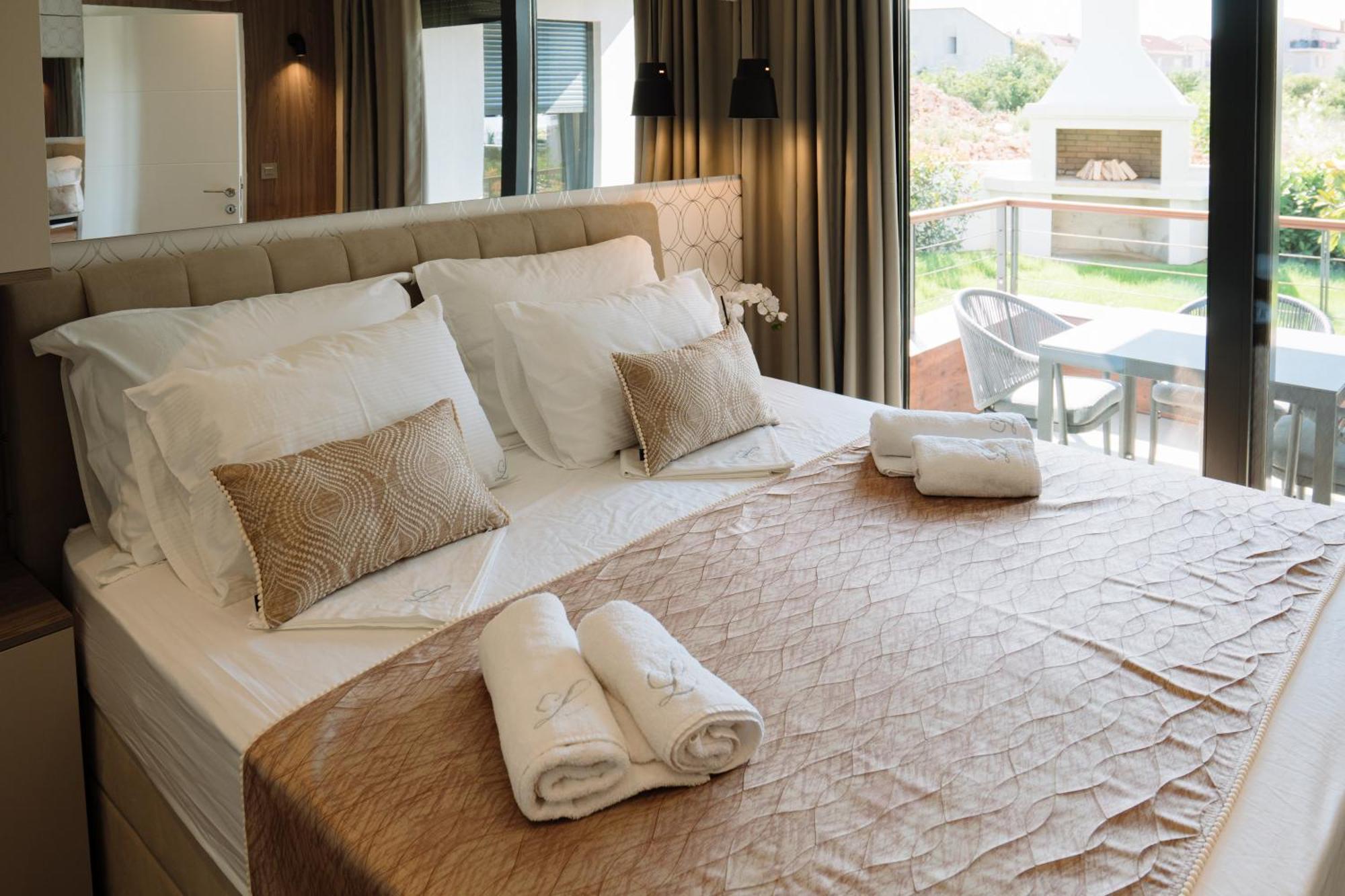 Lena Luxury Apartments 扎达尔 外观 照片